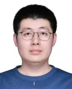 李泉