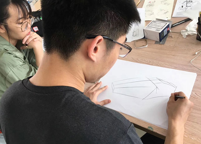 工業(yè)班課堂