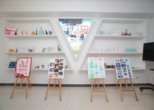 作品展示