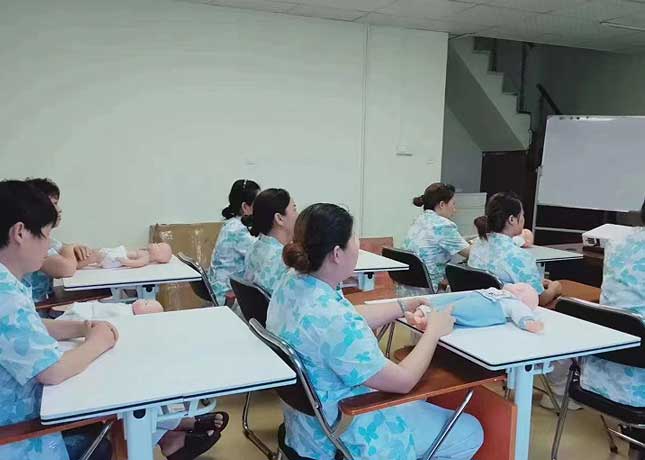 學(xué)員上課