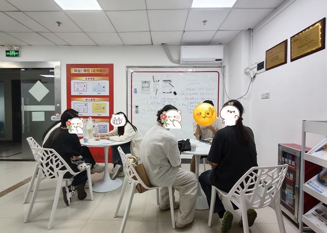 現(xiàn)場咨詢