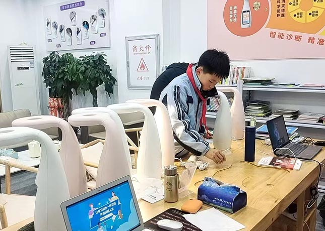 課室