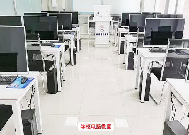 大連校區(qū)-電腦教室(2)