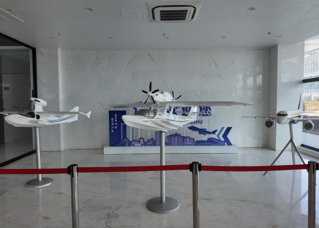 設(shè)備展示區(qū)