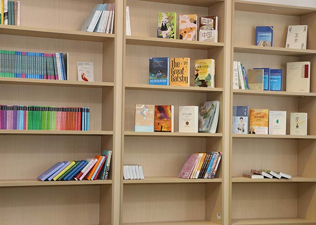宿舍讀書角