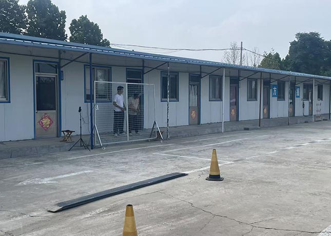 飛行場地